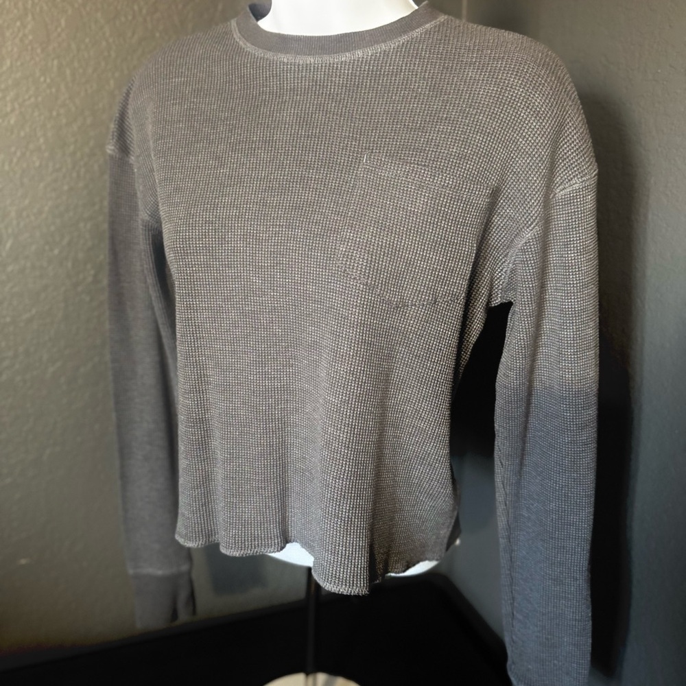 SO grey warm thermal top, new.